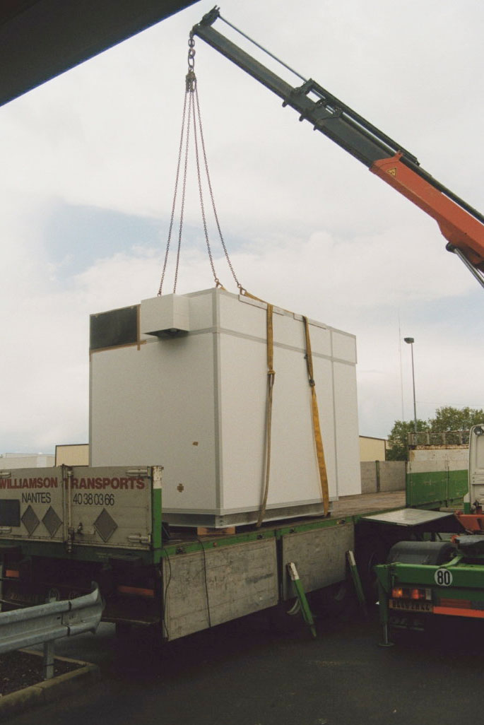 installation sur camion par grue